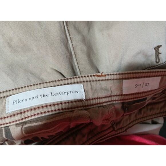 Anthropologie Pilcro Khaki Jeans with Gold paint splatter. Size 27 - Picture 6 of 6